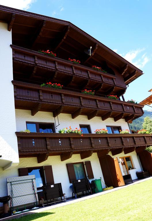 Roasnerhof Lägenhet Finkenberg Rum bild